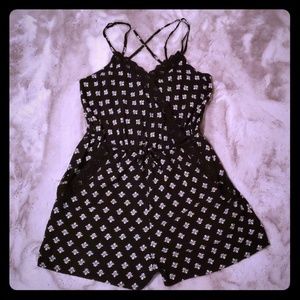 Black and white jumper shorts